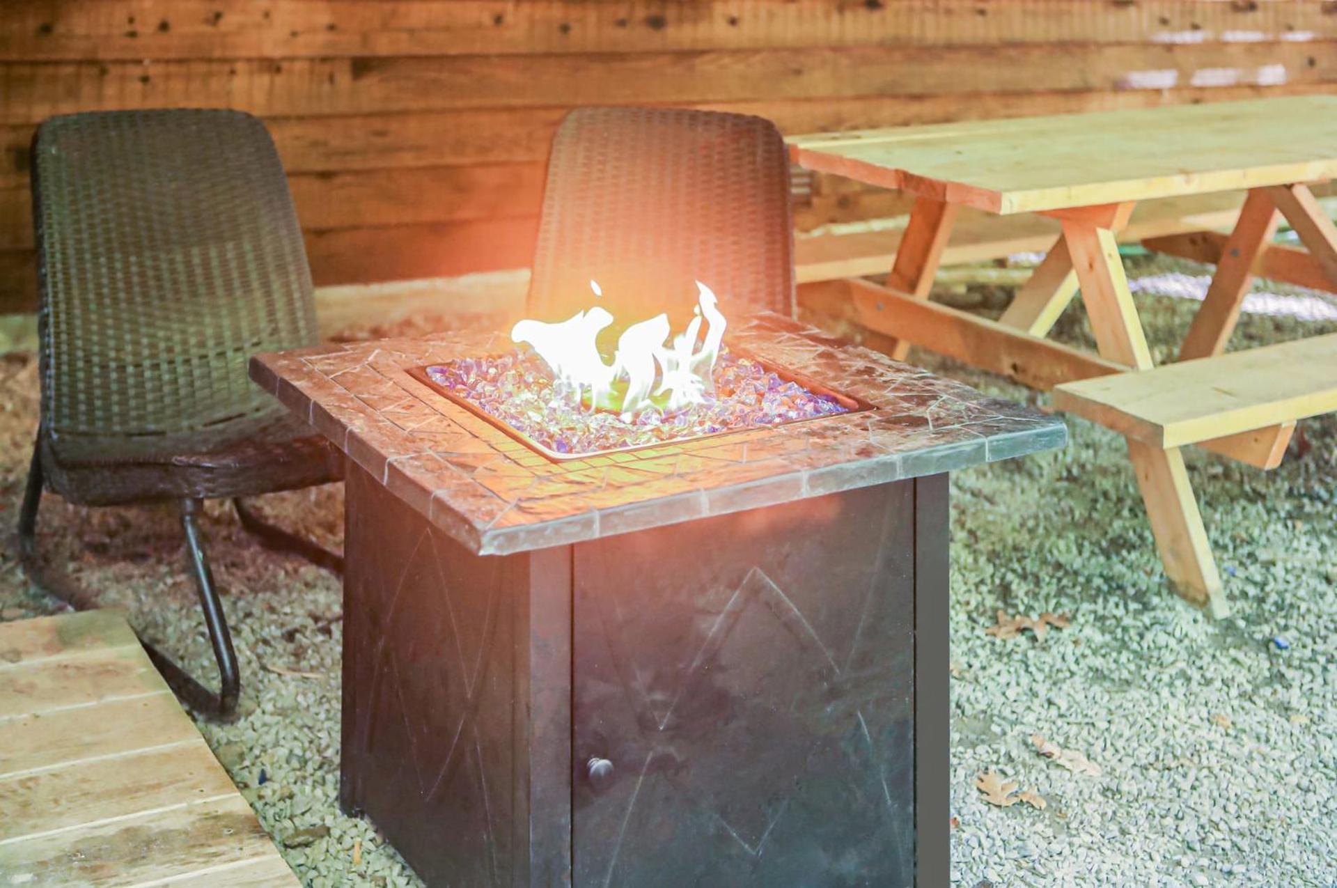 Huge Cabin W Hot Tub, Deck, Grill, Fire Pit, Wifi Berkeley Springs Exterior foto